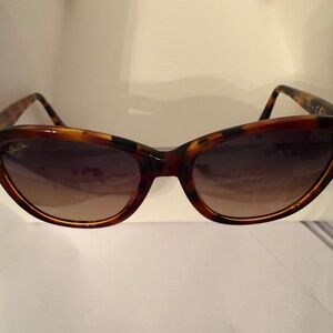 Maui Jim ladies sunglasses tortoise brown